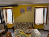 Rif. 023 &#8211; Casa di paese su tre piani con terrazza vista mare.