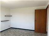 Ref. 018 – Sunny three-room flat in a traditional village house with stunning views over the valley and the sea.