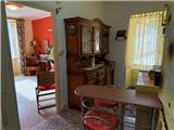 Ref. 014 – Sunny two-room flat in excellent condition with no service charges.