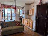 Ref. 008 &#8211; Sunny one-bedroom apartment on top floor with beautiful sea view.