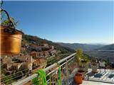 Rif. 043 &#8211; Casa finemente ristrutturata su tre piani con terrazza panoramica vista mare.