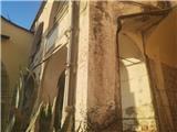 Rif. 026 &#8211; Casa in pietra nel centro storico sita al piano terreno di antico palazzo vescovile.