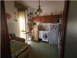 Rif. 076 - Trilocale con cantina e vista mare