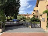 Rif. 014 – Quadrilocale con terrazza vivibile, cantina e garage a soli 250 metri dal mare