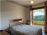 Ref. 008 &#8211; Sunny one-bedroom apartment on top floor with beautiful sea view.