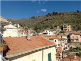 Rif. 043 &#8211; Casa finemente ristrutturata su tre piani con terrazza panoramica vista mare.