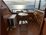 Ref. 007 – Attic studio flat with balcony and splendid sea view.