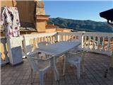 Rif. 023 &#8211; Casa di paese su tre piani con terrazza vista mare.