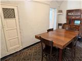 Rif. 012 &#8211; Soleggiata casa di ampia metratura con terrazza vista panoramica, depositi e terreno antistante di propriet&#224;.
