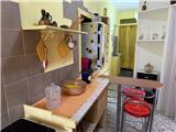 Ref. 014 – Sunny two-room flat in excellent condition with no service charges.
