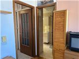Ref. 008 &#8211; Sunny one-bedroom apartment on top floor with beautiful sea view.