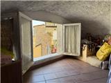 Rif. 013 &#8211; Tipica casa di paese di ampia superficie con loggia