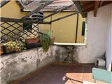 Rif. 013 &#8211; Tipica casa di paese di ampia superficie con loggia