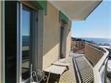 Ref. 013 &#8211; Flat with beautiful frontal sea view. Own garage and cellar.