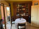 Rif. 003 – Appartamento con garage e cantina in centro paese