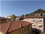 Rif. 002 – Centralissimo quadrilocale con garage e cantina.
