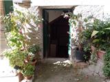 Ref. 042 - House on two floors in the historic centre with large cellar.