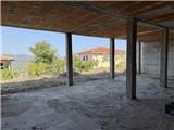 Rif. 011 &#8211; Cemento armato di casa indipendente vista mare con circostante terreno di propriet&#224; esclusiva

