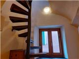 Ref. 045 - Renovated apartment in the historic center with two cellars of property