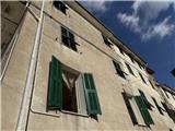 Ref. 014 – Sunny two-room flat in excellent condition with no service charges.