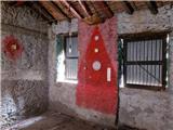 Rif. 020 &#8211; Casa di paese da ristrutturare con sottostanti cantine ed antico frantoio