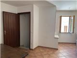 Ref. 018 – Sunny three-room flat in a traditional village house with stunning views over the valley and the sea.