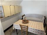Ref. 012 – Spacious, sunny house with panoramic terrace, storage rooms and private land in front.