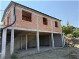 Rif. 011 &#8211; Cemento armato di casa indipendente vista mare con circostante terreno di propriet&#224; esclusiva

