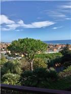 Rif.  071 - Quadrilocale con spazio esterno, posto auto e vista mare