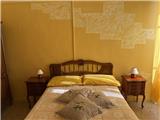 Ref. 014 – Sunny two-room flat in excellent condition with no service charges.