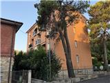Rif. 003 – Appartamento con garage e cantina in centro paese