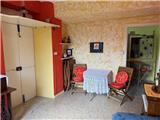 Ref. 014 – Sunny two-room flat in excellent condition with no service charges.