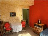 Ref. 014 – Sunny two-room flat in excellent condition with no service charges.