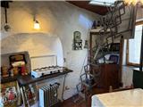 Rif. 013 &#8211; Tipica casa di paese di ampia superficie con loggia