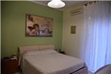 Ref. 052 – Spacious Renovated Apartment with Two Bathrooms