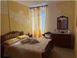 Ref. 014 – Sunny two-room flat in excellent condition with no service charges.