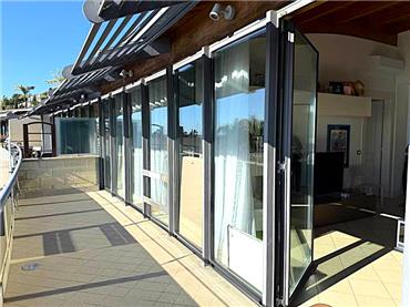 Ref. 005 – Elegant one-bedroom flat with a stunning terrace overlooking the sea