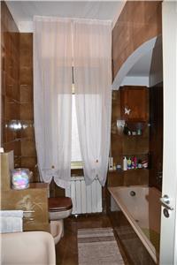 Rif 052 - Grande appartamento ristrutturato con due bagni