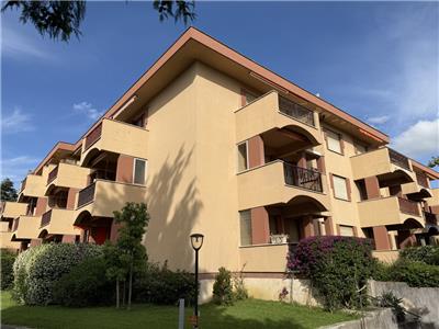 Rif. 014 – Quadrilocale con terrazza vivibile, cantina e garage a soli 250 metri dal mare